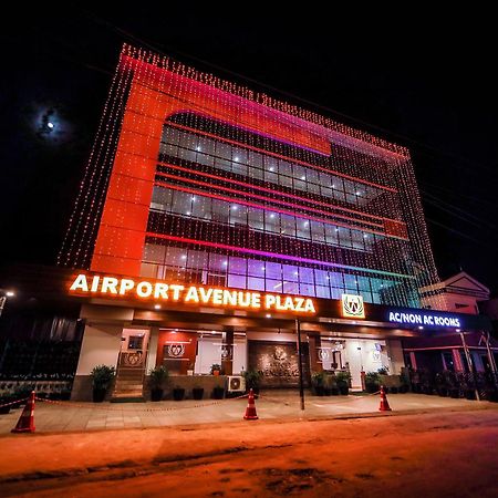 Airport Avenue Plaza Hotel Nedumbassery Eksteriør billede